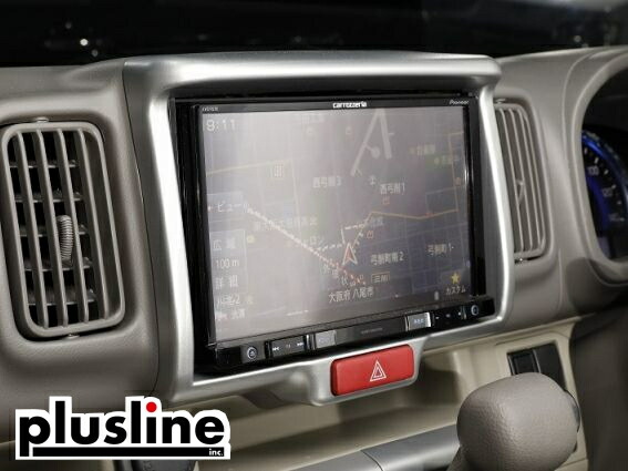 ZVW41 8インチ　ナビ　パネル　ステー プリウスα 純正8インチナビ用オーディオパネル ステー付 ZVW41