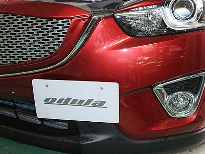 楽天市場 Odula オーデュラー オフセットナンバーステー Mazda マツダ Cx 5 Ke系 H24 2 H27 1 ナンバー移動でスポーティーなフロントフェイスに カーパーツ ライジング
