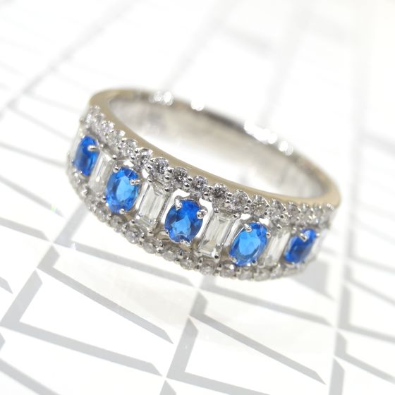 楽天市場】pt900 アウイナイト【0.13ctUP】 ダイヤモンド リング【無色