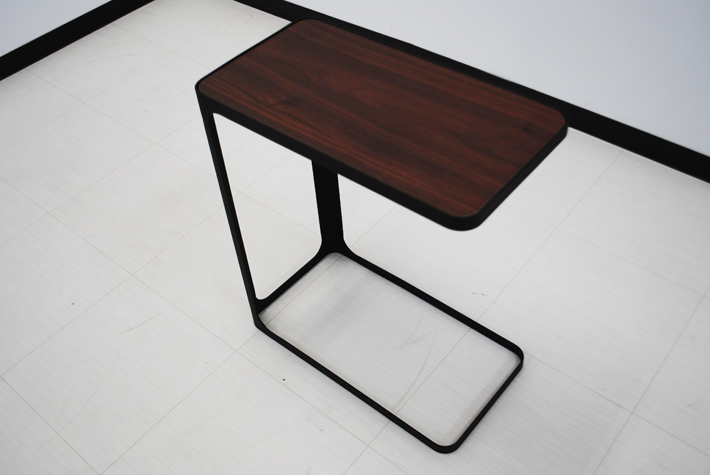 【楽天市場】サイドテーブル ブラック ソファーサイドテーブル コの字型 シンプル ナイトテーブル ソファーテーブル モダン スチール：通販の