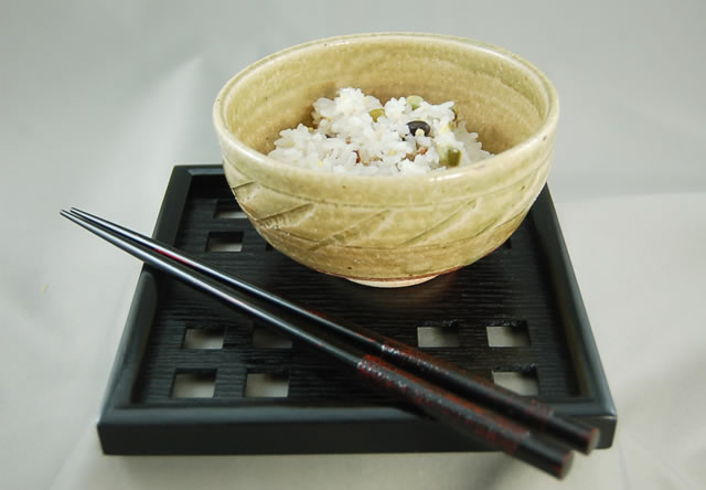 ビードロ線刻紋　飯碗 大 　文部大臣奨励賞受賞作家 荒川明作　 こだわりのギフト 還暦祝い などの贈り物に最適 無料ラッピング　bni-7