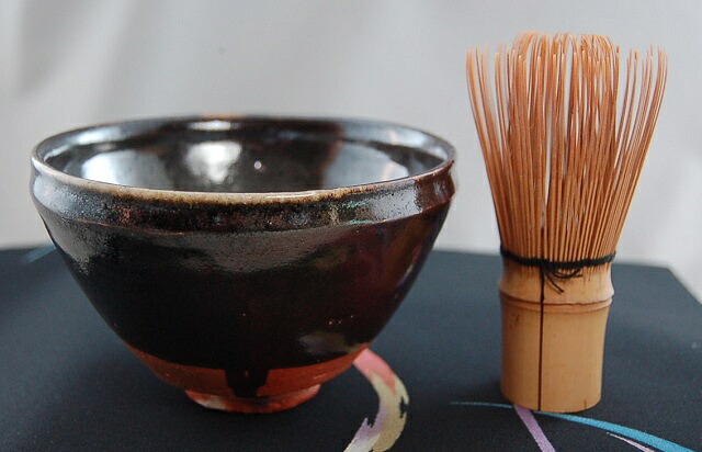 黒天目 抹茶茶碗 文部殿上人推しすすめる賞勝ちえる執筆者 荒川明作 木箱付き添い人 こだわりの差し上げ物 還暦祝い事 などの差し上げ物に至適  無料ラッピング cch-16