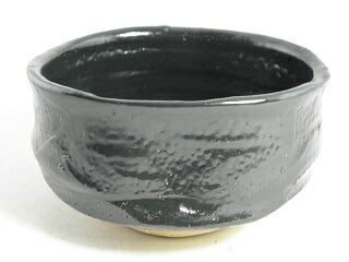 漆黒　梅花皮沓形 　抹茶茶碗 　文部大臣奨励賞受賞作家 荒川明作 　木箱付き こだわりのギフト 還暦祝い などの贈り物に最適 無料ラッピング　 lch-7
