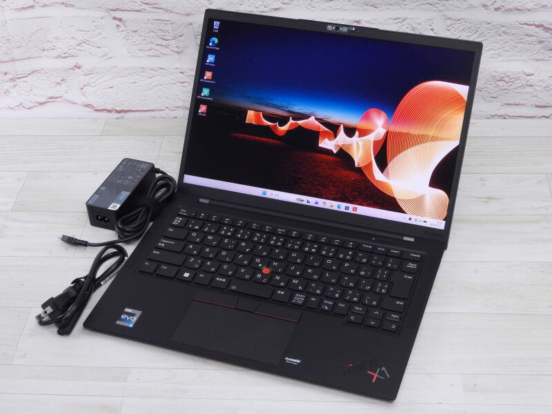 【中古】S序列付ける Lenovo X1 Carbon Gen10 第12時人 i5 1235U 記憶装置8GB NVMe256GB WUXGA液晶 Win11