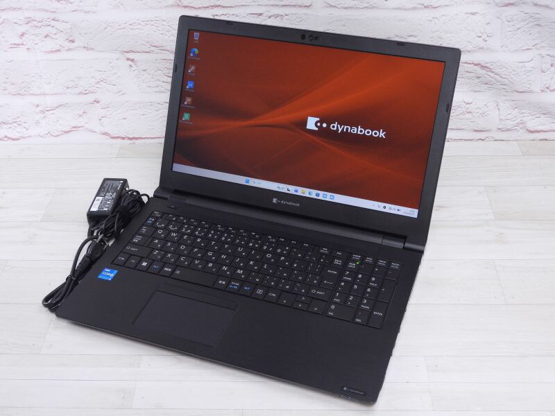 【中古】Aランク 東芝 dynabook B55/LW 第13世代 i5 1334U NVMe256GB メモリ16GB FHD液晶 DVD Win11｜得々パソコン店