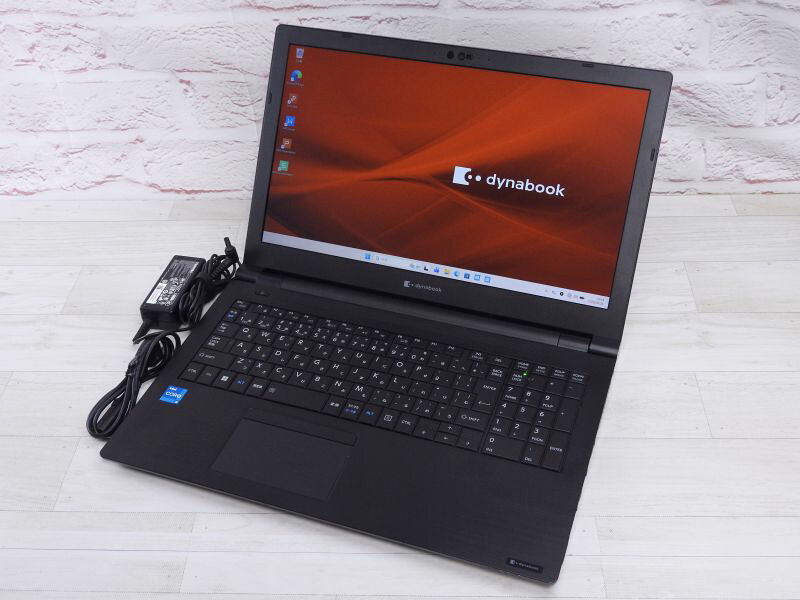 【中古】Aランク 東芝 dynabook B55/LW 第13世代 i5 1334U NVMe256GB メモリ16GB FHD液晶 DVD Win11｜得々パソコン店