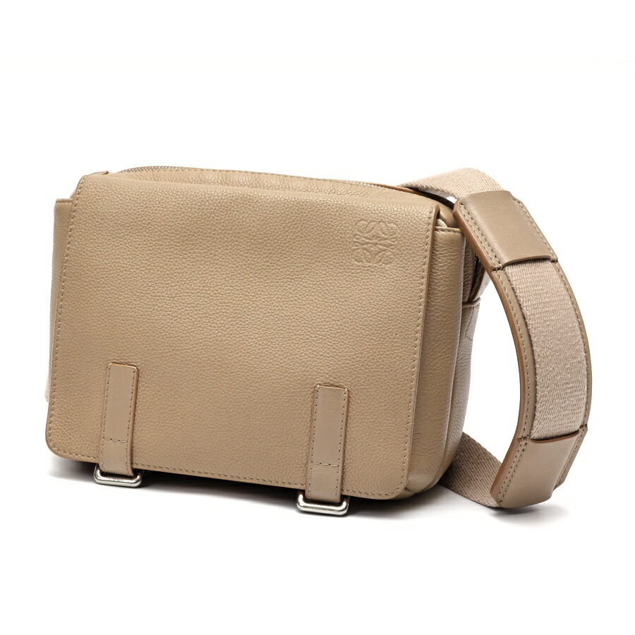 【中古】 ロエベ / LOEWE ミリタリー 伝達人御徒面子 ショルダーバッグ なめし革 ベージュ系 引き下げ