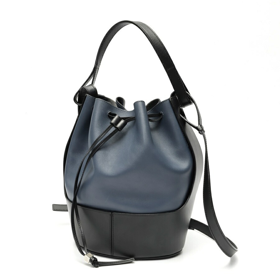 【中古】 ロエベ / LOEWE 軽気球御徒面子 並み並み / ショルダーバッグ 326.75AC30 なめし革 青碧/黒いこと 新入荷