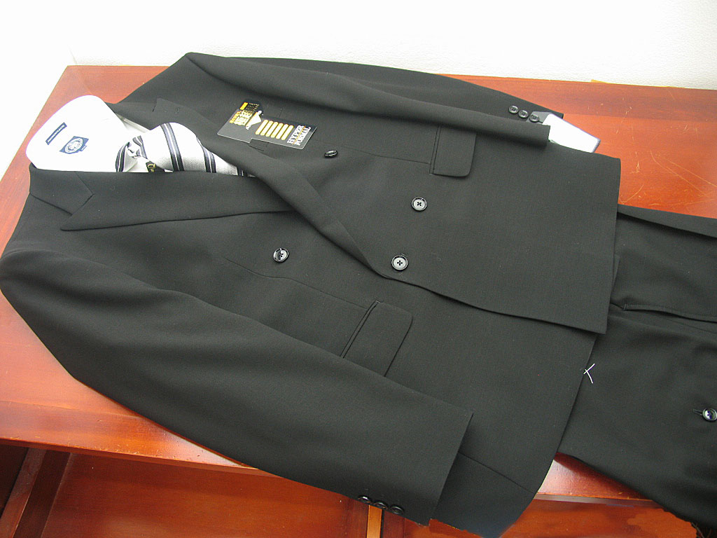 背広 メンズ 春夏秋冬 オール時節相応う フォーマルスーツ 礼服 4ッボタン ダブルフォーマル アルバンテ ウォモ(albante uomo) 黒いこと 黒 0109 A4大きさ