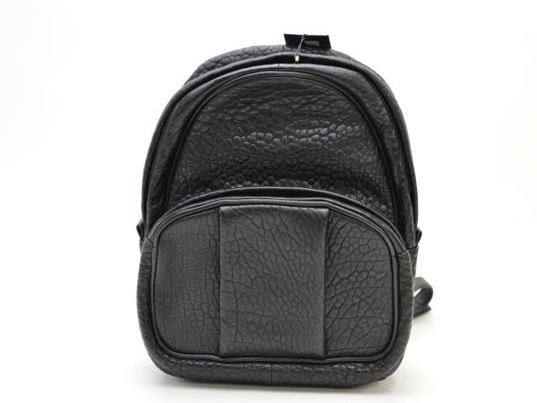 アレキサンダーワン ALEXANDER WANG ドゥンボ DUMBO レザースタッズ バックパック/リュックサック/バッグ ブラック レディース F-B5485【中古：新古品・未使用品】【ブランド買取販売トリヴァンドラム】180904｜TRIVANDRUM