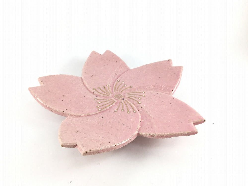 有田焼 徳幸窯 淡紅彩桜型 三ツ足向付 【20cm 皿】【春/桜/花見】【さくら/サクラ/sakura】|有田焼やきものギャラリー つじ信