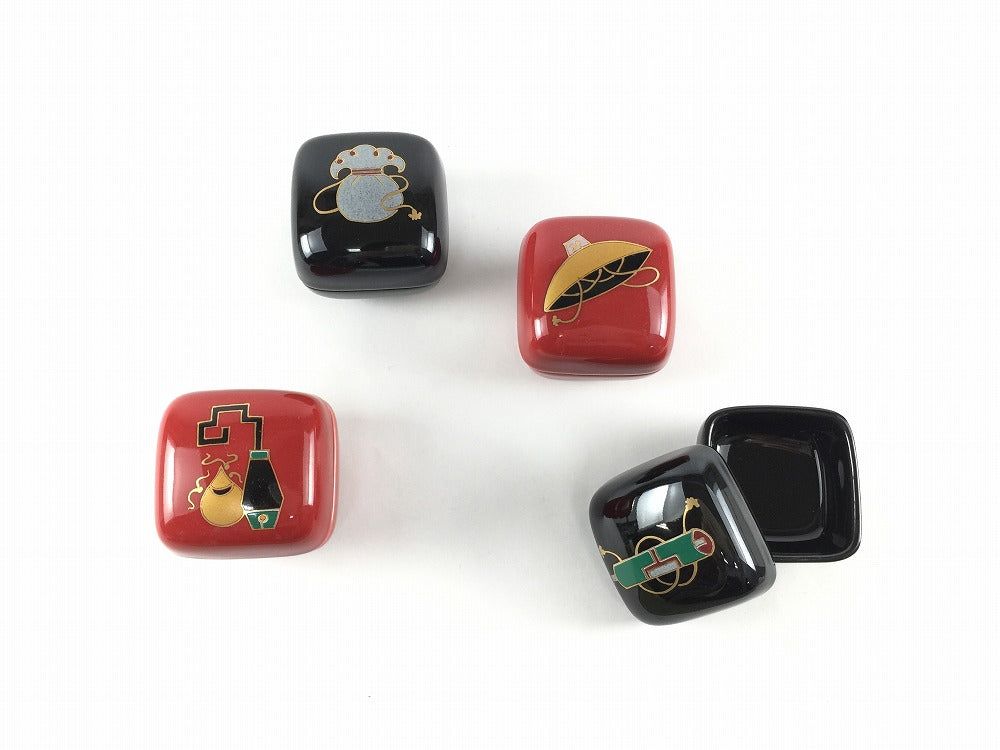 楽天市場】有田焼 徳幸窯 打出小槌蓋物 宝尽し (白/赤) 【12cm 鉢/先付