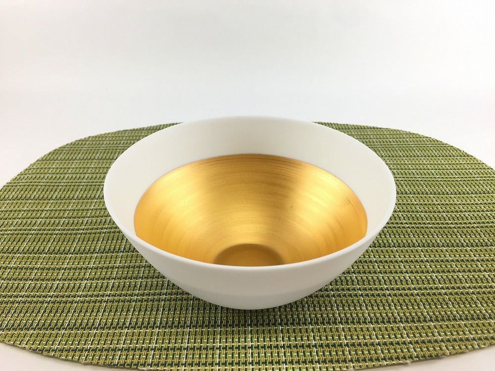 有田焼 やま平窯 135エッグシェルボウル 白金【13.5cm 小鉢 中鉢 ボウル ボール 金色 おしゃれ】