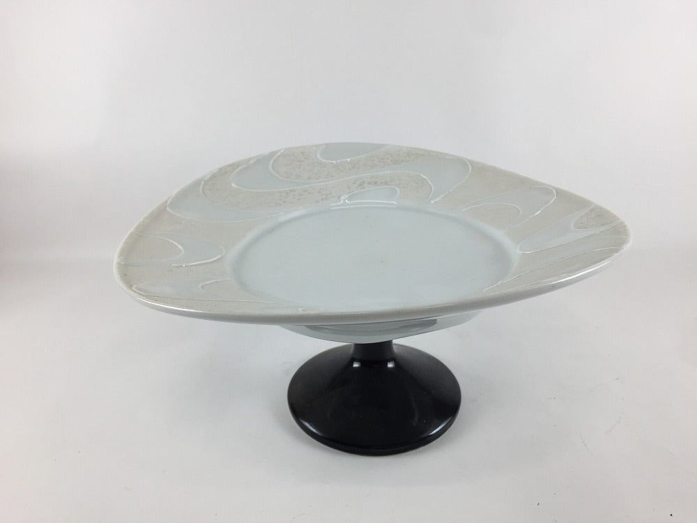 【訳あり品】磁石高さ皿(水流) 21糎 有田焼【逃げ口】