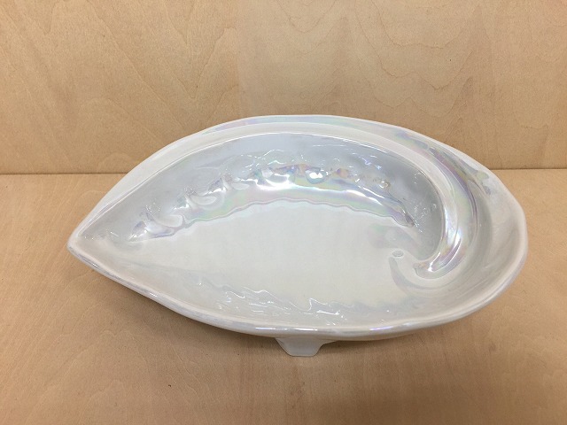 楽天市場】有田焼 伯父山窯 アワビ皿.ラスター彩【21.5cm 中皿 貝型 鮑 