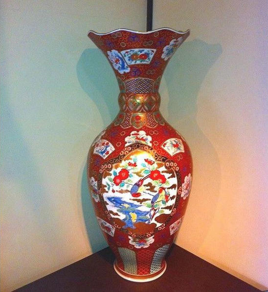 有田焼 松右衛門作 飾り壷(古伊万里花鳥文様)【美術品】【壷/飾り壷】