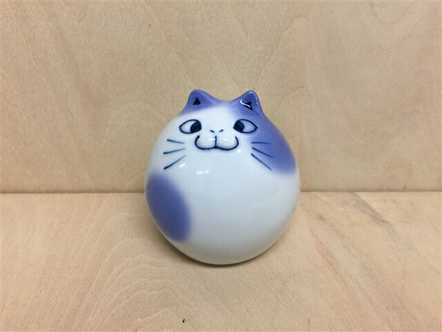 有田焼/ねむり猫 Amazon.co.jp: 陶器市x 有田焼 古伊万里 染錦 眠り猫 猫置物