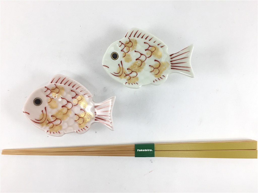 新品未使用　箸置き　はしおき　鯛　タイ　梅　うめ　縁起物お正月　迎春　　激安　金 新品未使用 箸置き はしおき 梅 うめ 縁起物 お正月 迎春 激安 金 銀