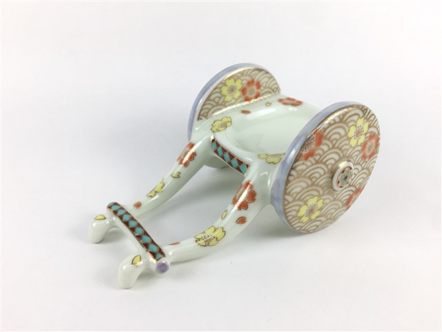 有田焼 幸楽窯 花車【置物 飾り 11cm ひな祭り/雛まつり お雛 おひなさま 桃の節句】【錦桜青海波花車小付】