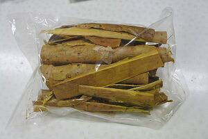 【楽天市場】国産天然キハダ(黄肌)【黄柏】キハダの木内皮 100g:つどいの里八ヶ岳山野草園
