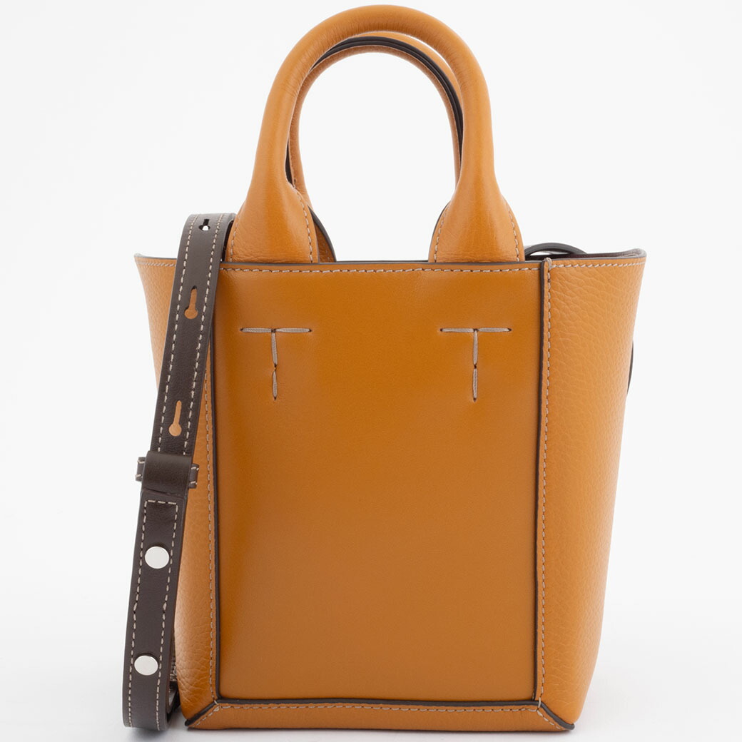 未使用　TOD’S　トッズ　トートバッグ　肩掛け　キャンパス　レザー　保存袋 TOD'S トッズ レザー バッグ ミニ XBWAPAFL100QRI6O44 tods 2WAY