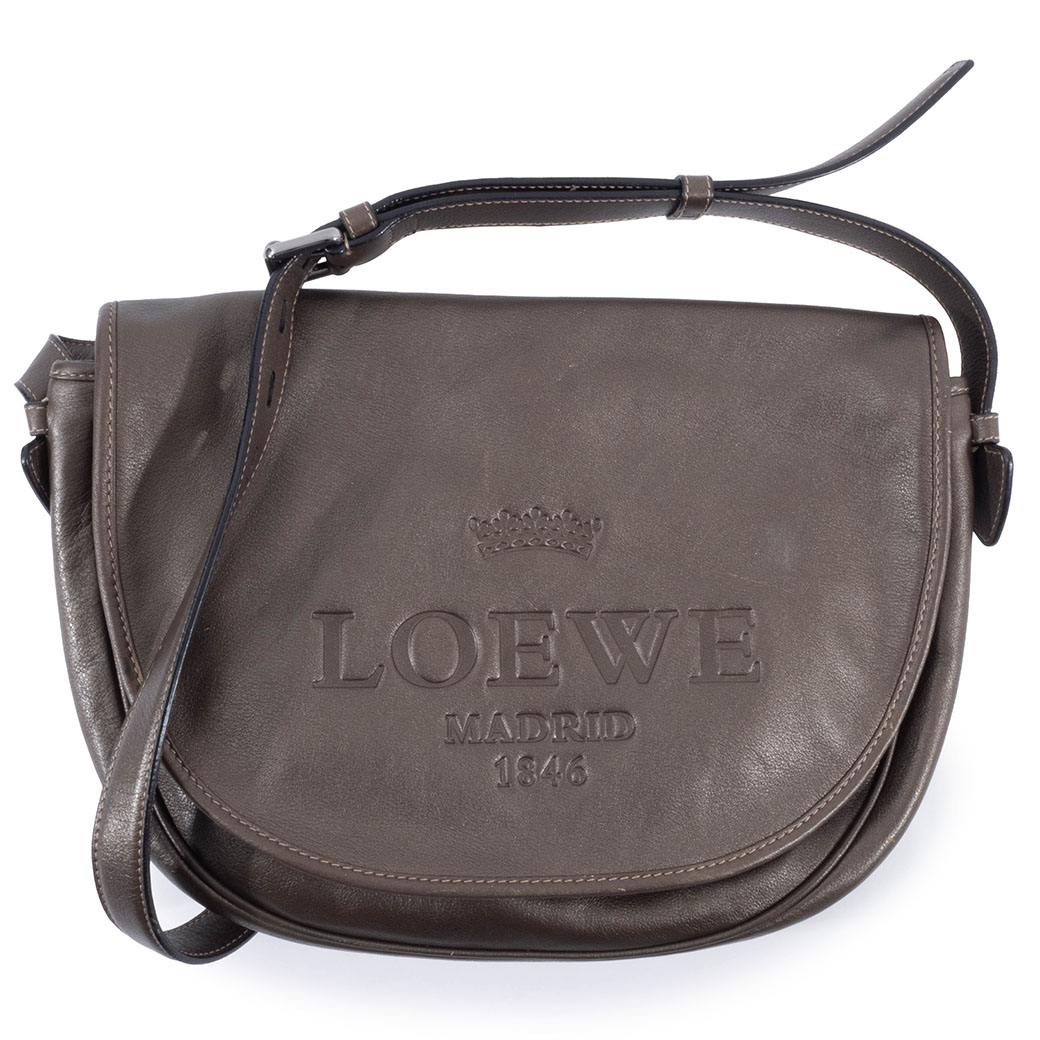 ロエベ ヘリテージ ショルダー メッセンジャー ブロンズ レディース レザー 大きめ フラップ LOEWE【中古】