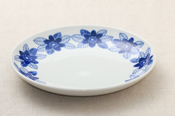 楽天市場 雪割草 24cm 大皿 パスタ皿 青い花柄丸9インチパスタプレート 日本製 食器 ナチュラル和洋食器 うつわやさん