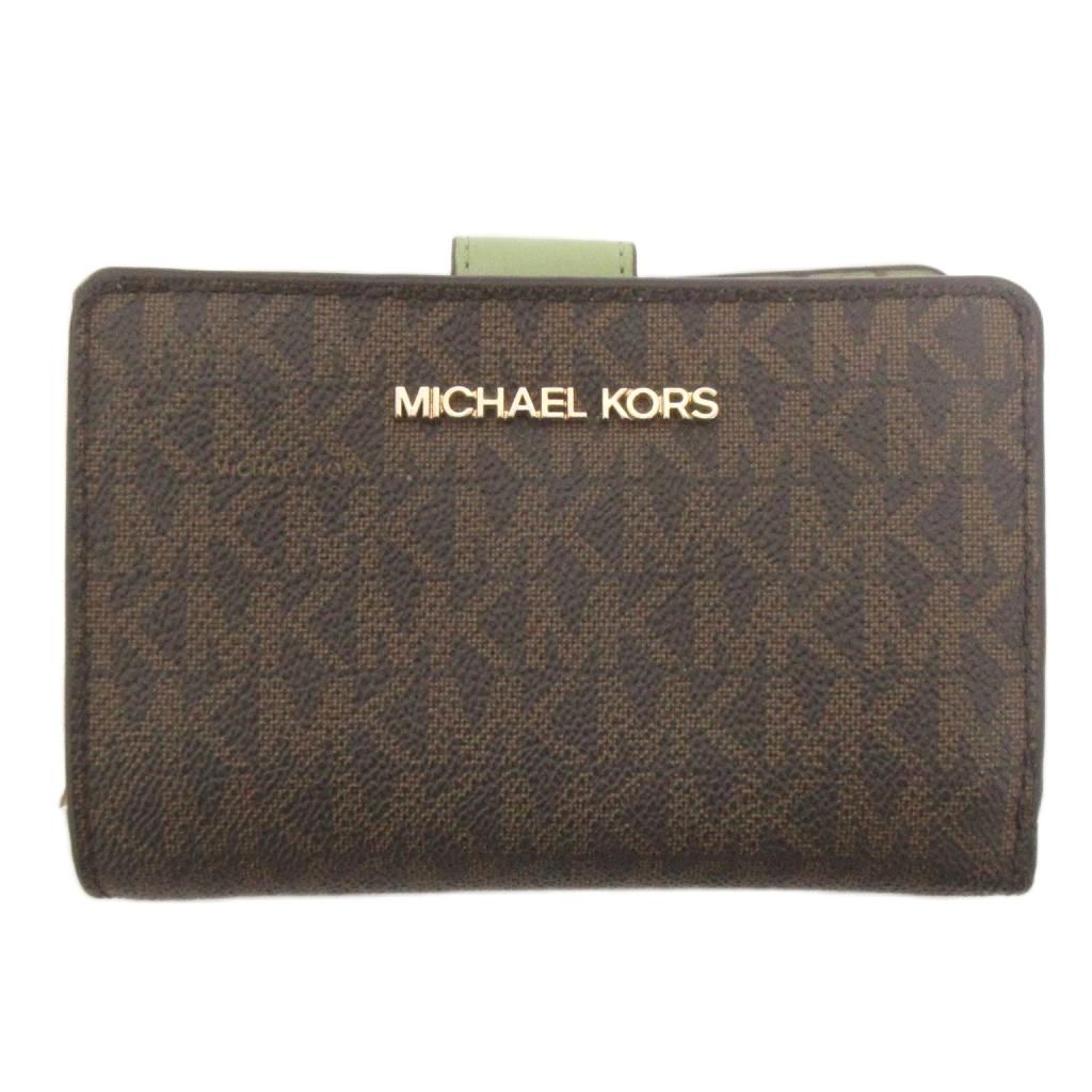 35 新品 MICHAEL KORS 折り財布　アマゾングリーン 二つ折り財布 新品 MICHAEL KORS 折り財布 アマゾングリーン 二つ折り財布 - メルカリ