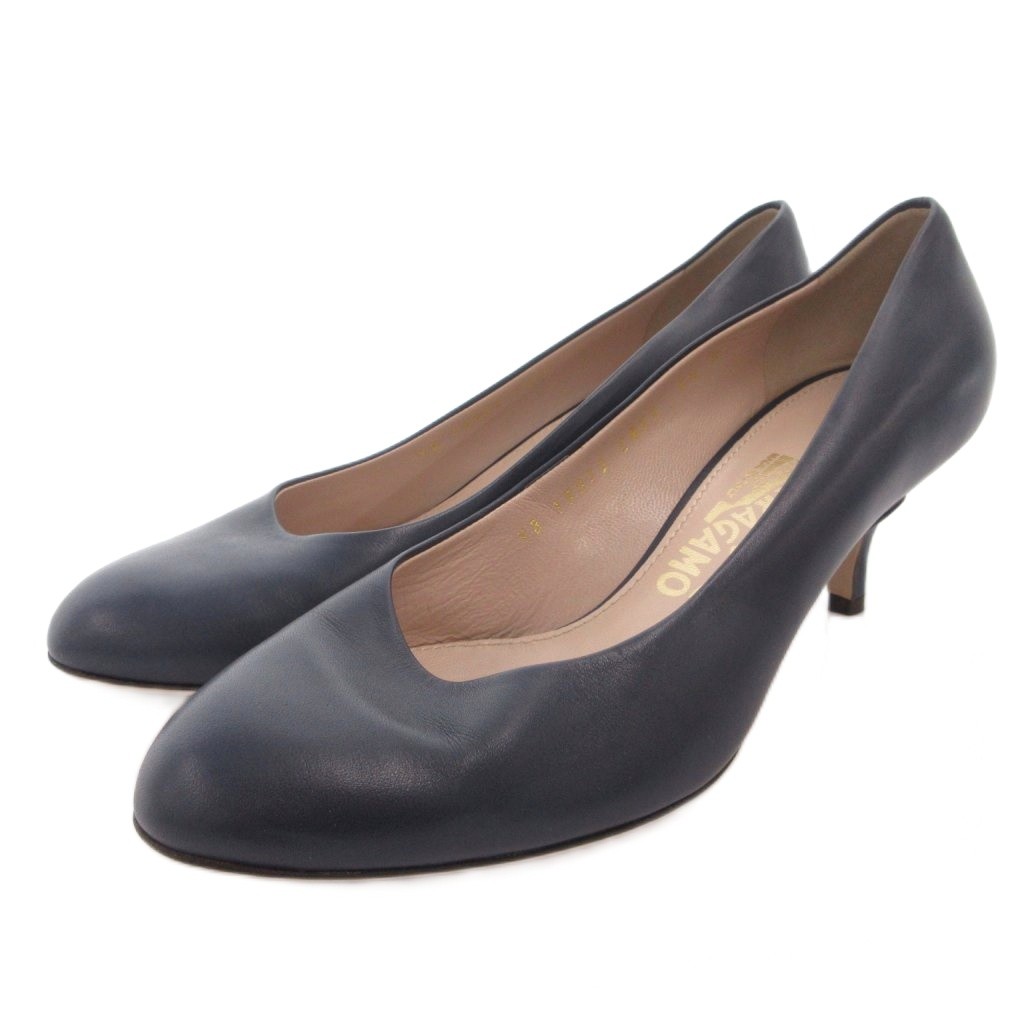 【中古】サルヴァトーレフェラガモ Salvatore Ferragamo BRENNA パンプス ラウンドトゥ ピン踵 なめし革 6.5 紺 米国海軍 /FF ■GY62 レディース 【ベクター 古着】 260421