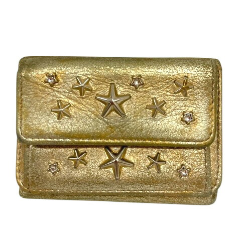美品✨ジミーチュウ 三つ折り財布 ゴールド スタッズ スター コンパクト JIMMY CHOO - ジミーチュウ 星 スタッズ 財布 ゴールド キラキラ