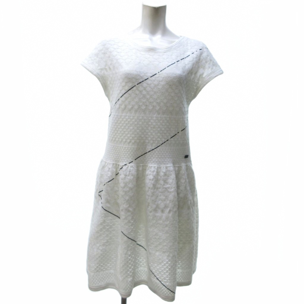 【中古】シャネル CHANEL 12SS チュールワンピース ひざ丈 太陽フレア ココマークプレート 白 白いこと ■MNK1 1004  レディース 【ベクター 古着】 251004