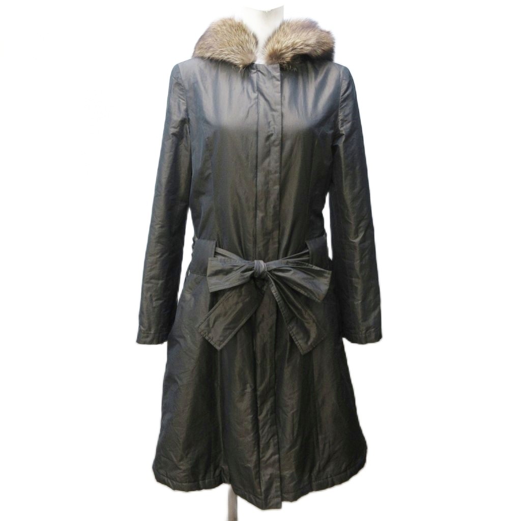 【中古】フォクシー ブティック FOXEY BOUTIQUE 中綿コート サテン地 切替 フィッシャーファー 毛皮 フード ロング 40 約M 茶 ブラウン 系 18512 IBO89 0302 レディース 【ベクトル 古着】 260302
