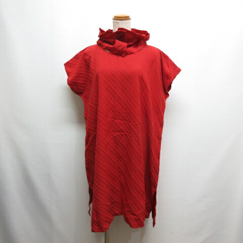 【中古】ミーイッセイミヤケ me ISSEY MIYAKE 半袖 プリーツ ワンピース 赤 レッド 微起毛 タートルネック 日本製 レディース 【ベクトル 古着】 251027