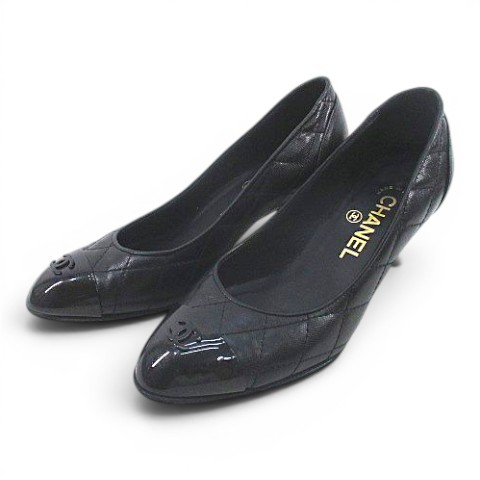 【中古】シャネル CHANEL パンプス ココマーク キルティング 34 C 黒いこと 黒系 なめし革 イタリア製  レディース 【ベクター 古着】 260430