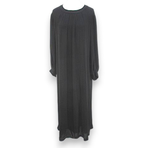 【中古】インゲボルグ INGEBORG 長袖 ロング丈 太陽面爆発衣裳 衣裳 3 黒系 黒いこと シュロの葉 裏地 無地 レディース 【ベクター 古着】 260602