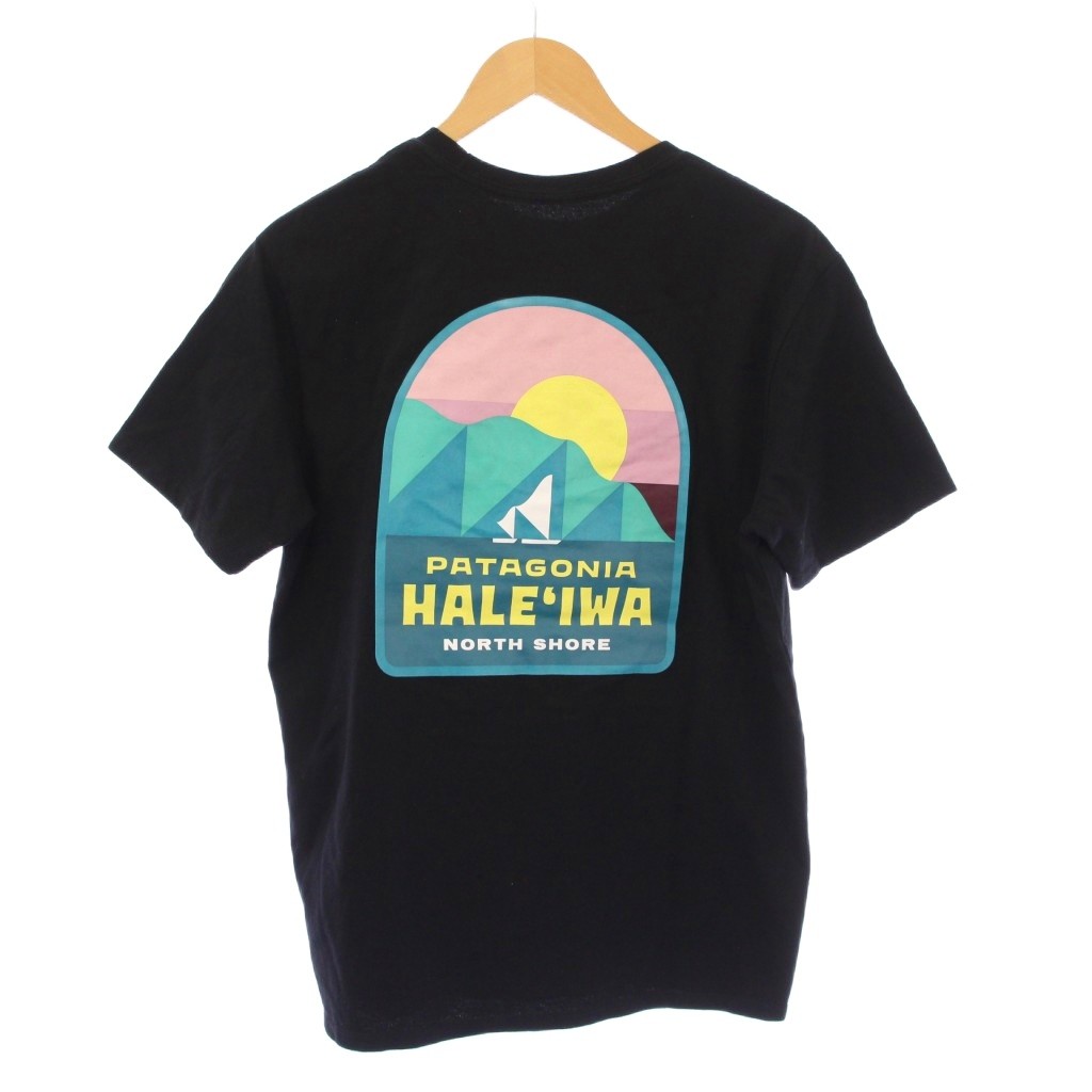 【中古】未使用品 パタゴニア Patagonia ハレイワ限定 24AW REEF WINDS RESPONSIBILI TEE リーフウィンズレスポンシビリティTシャツ 半袖 クルーネック ロゴ イラスト プリント XS 黒 ブラック タグ付き /BB メンズ 【ベクトル 古着】 250731