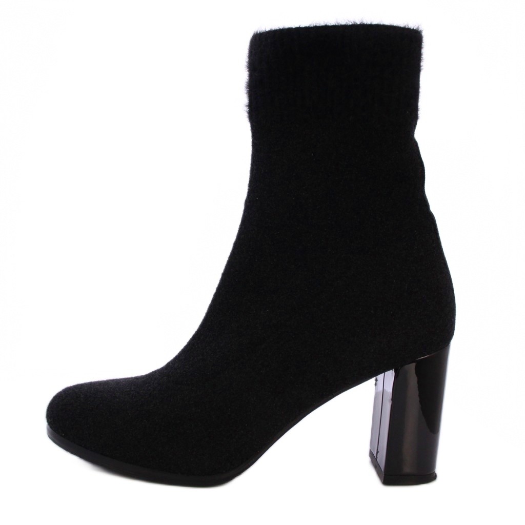 【中古】ジルスチュアート JILL STUART shoe 25AW ストレッチニットショートブーツ チャンキーヒール 23 黒 /BM レディース 【ベクトル 古着】 251126