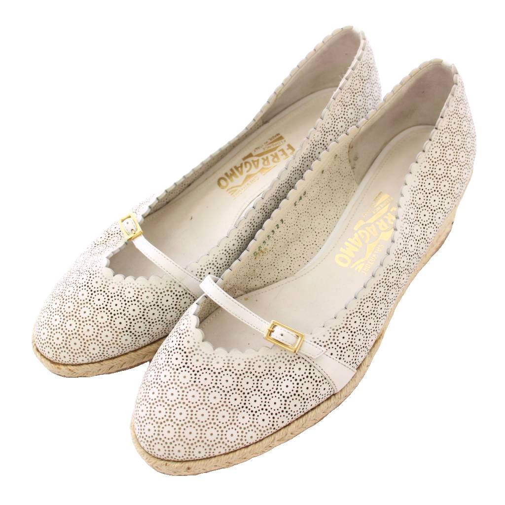 【中古】サルヴァトーレフェラガモ Salvatore Ferragamo ストラップパンプス ラウンドトゥ ウェッジソール エスパドリーユ レザー フラワーカット レザー 9 白 ホワイト /BB レディース 【ベクトル 古着】 251212