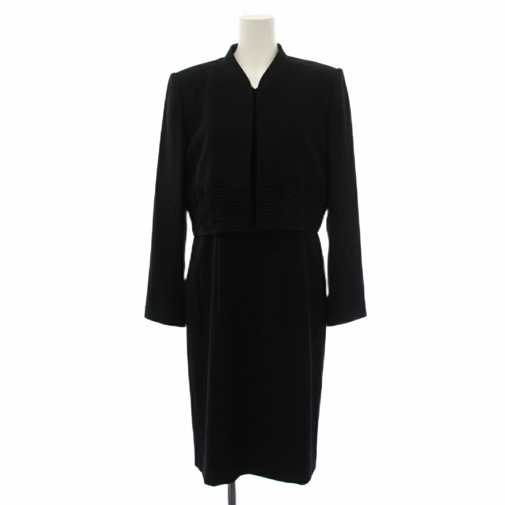 【中古】ジバンシィ GIVENCHY セットアップ 上衣 衣装 半袖 ロング スピード競技 12 黒いこと 0603263 /BM レディース 【ベクター 古着】 260602