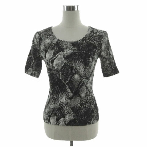 【中古】スペッチオ SPECCHIO 総柄シャトルプリーツトップス 492-119 半袖 伸ばすこと 黒いこと 黒 白いこと 白 40 レディース 【ベクター 古着】 260605