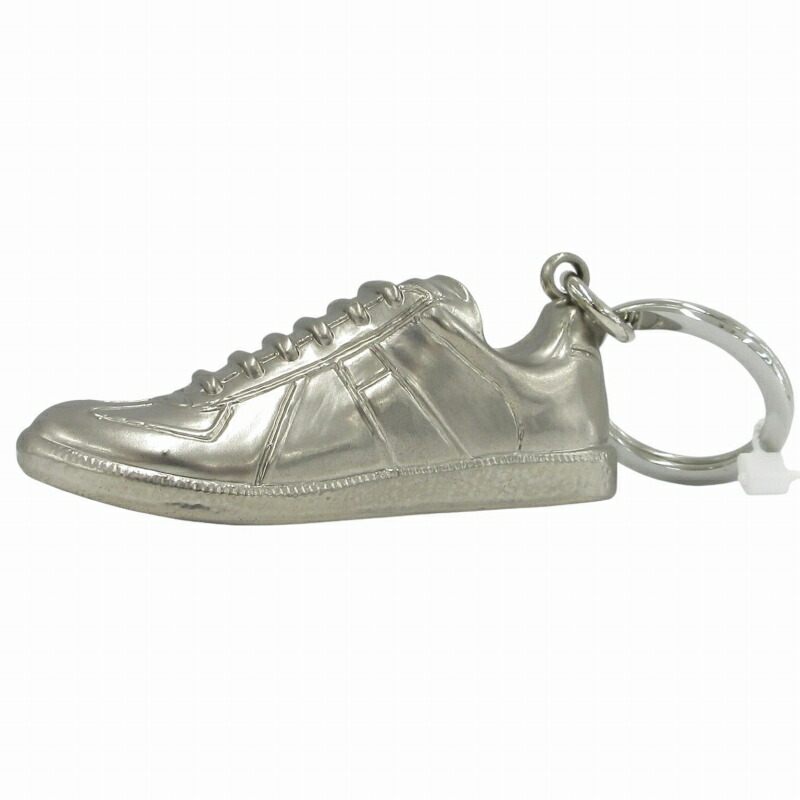 【新品未使用】Maison Margiela メタルキーホルダー シルバー箱付き メゾンマルジェラ11 4ステッチ レザータグ キーリング ブランド