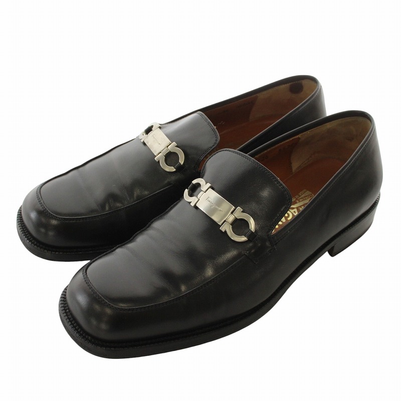 美品✨フェラガモ ヴァラ ローファー レザー ロゴ金具 ビジネス ブラック 黒 Salvatore Ferragamo (サルヴァトーレフェラガモ) レザー