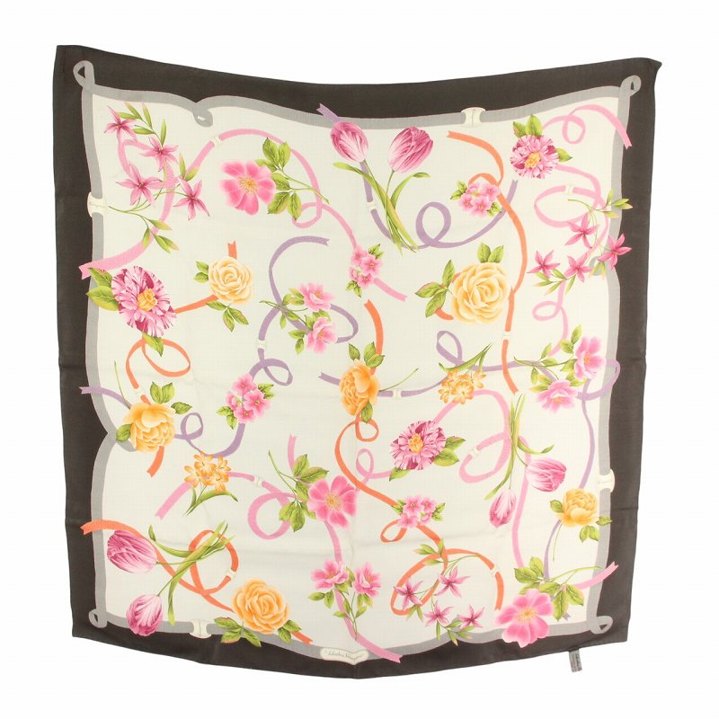 イタリア製　サルヴァトーレ フェラガモ　シルク　スカーフ　鳥　花柄 SalvatoreFerragamo フェラガモ 鳥 花柄 シルクスカーフ