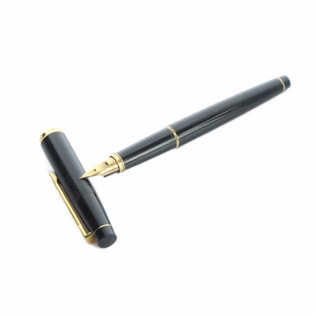 【中古】パイロット PILOT 14K 585 万年筆 文房具 筆記用具 ロゴ 筆記未確認 黒 ブラック ■GY18 /MQ その他 【ベクトル 古着】 260221