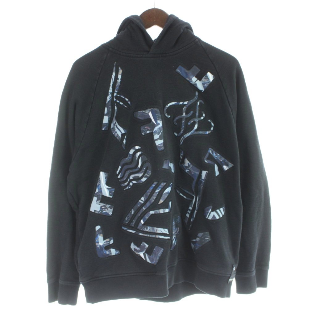 【中古】フェンディ FENDI Fragments Sweatshirt 欠けら 汗水 調教師 パーカー L 黒 黒いこと FY1115 AITY /MW ■GY68 メンズ 【ベクター 古着】 260330