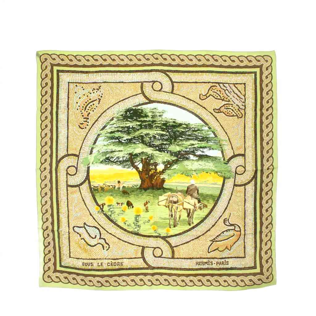 【中古】エルメス HERMES カレ90 ヒマラヤ杉の下で SOUS LE CEDRE えり巻き 黄緑 黄味がかった 赤銅色 赤銅色 大判 ■GY18 /RI ■os ■OH レディース 【ベクター 古着】 260428