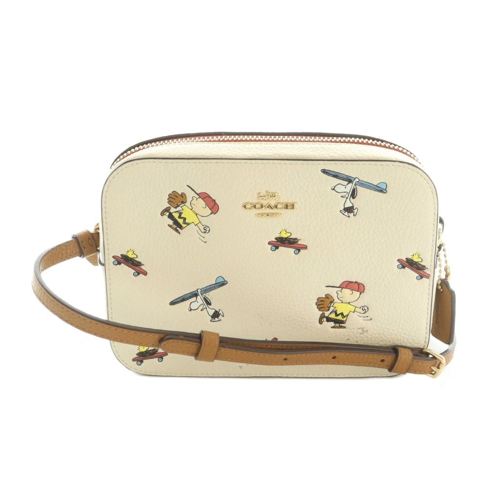 【中古】コーチ職 COACH × PEANUTS ショルダーバッグ 真四角型 ペブルレザー 象牙色 マルチ色合い C4902 /MI ■os レディース 【ベクター 古着】 260408