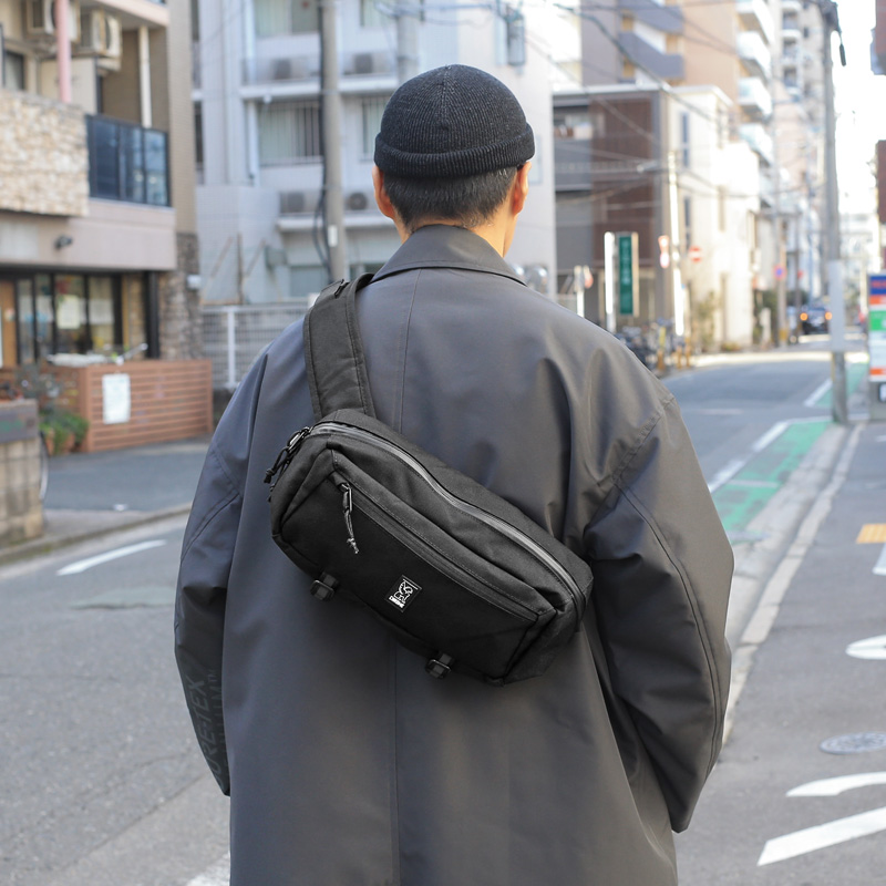 人気ブレゼント クーポンで10 Off Chrome クローム Bg 321 Mini Kadet Sling Bag ミニカデット スリングバッグ ショルダーバッグ 肩掛け 自転車 通勤 通学 コンパクト ポーチ バッグインバッグ メンズ レディース ユニセックス ブラック 夏 Waiper Cmdb Md