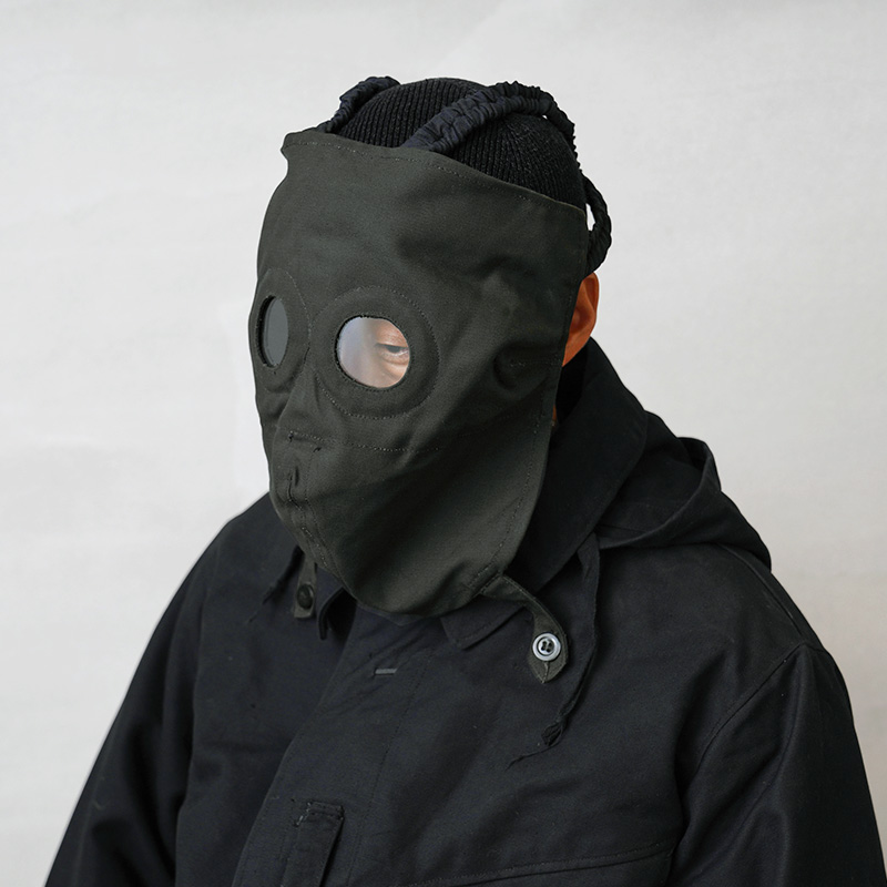 デッドストック　未使用品　米軍　実物　MCU-2 GAS MASK ガスマスク 楽天市場】米軍実物 MCU-2/AP NBCガスマスクセット(放出品