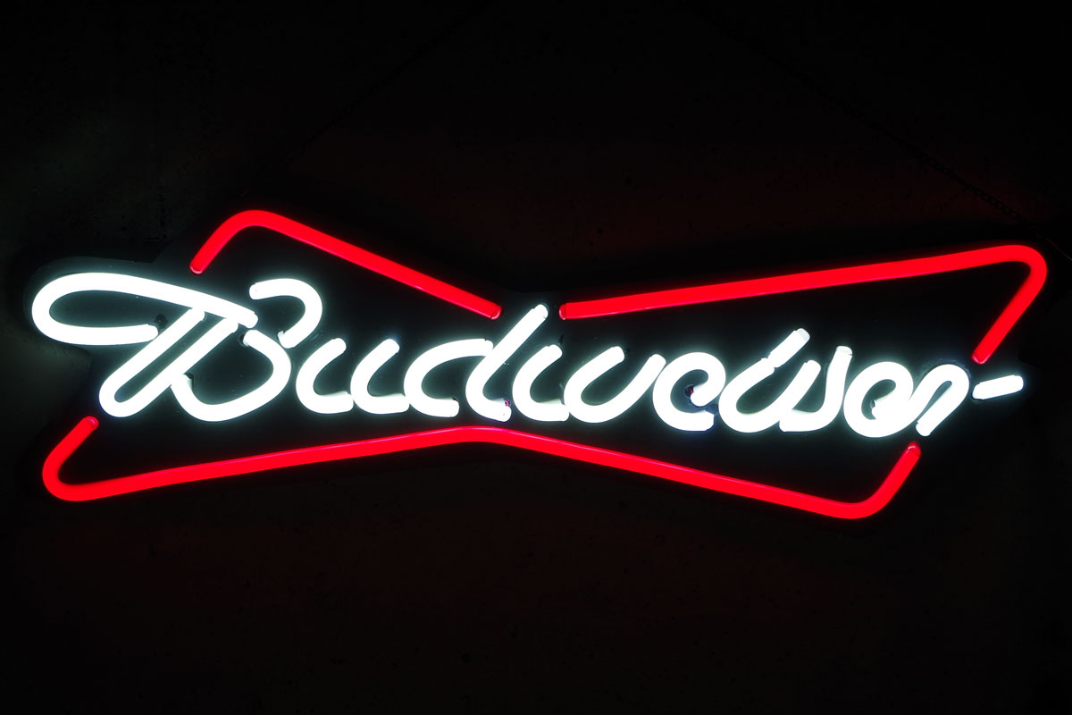 新生活 光る 光る看板 Budweiser 看板 LEDネオンサイン アメリカン雑貨 LED 店舗用 雑貨 ディスプレイ サインボード インテリア  ネオン管風 営業中 バドワイザー エクステリア・ガーデンファニチャー